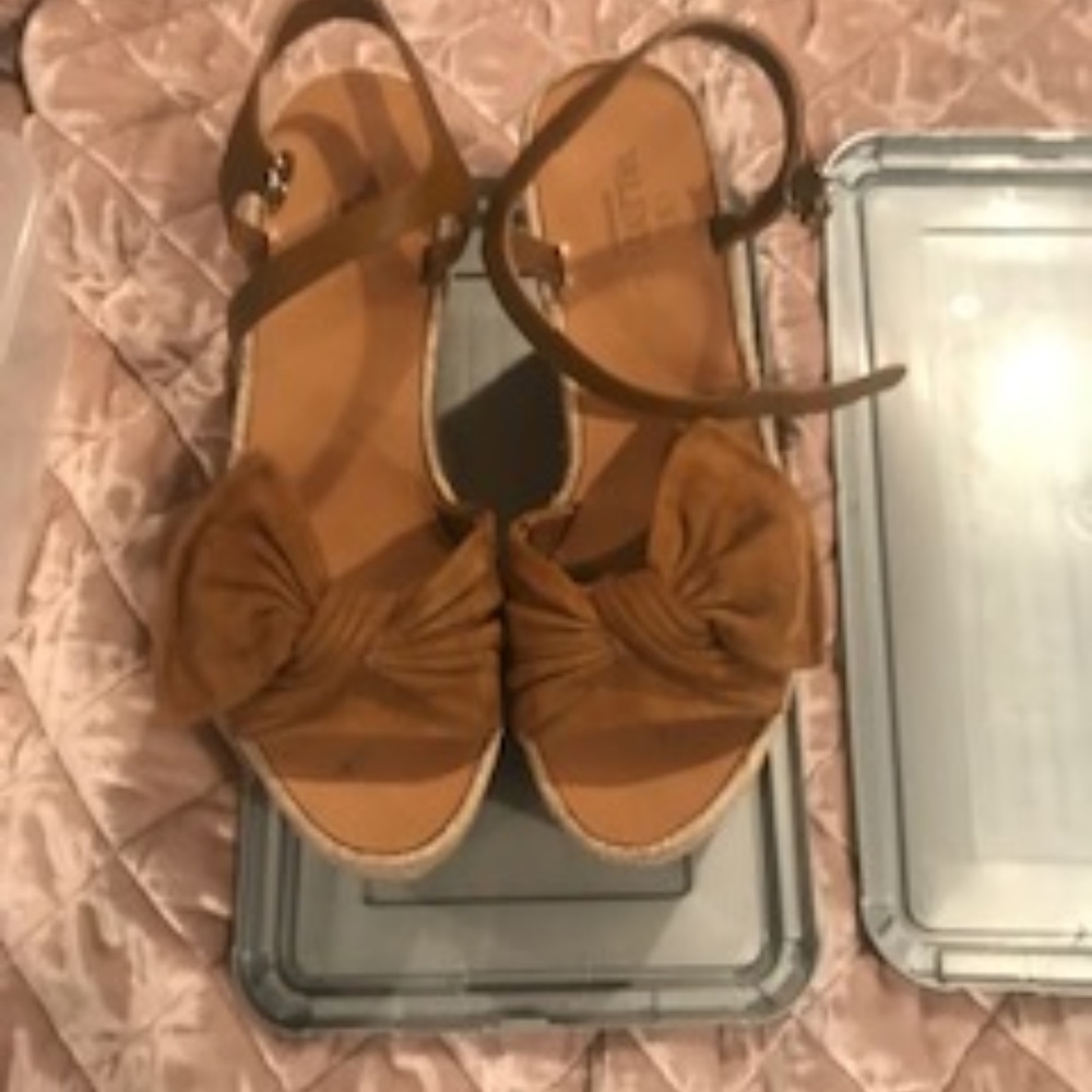VALENTINO SUEDE TROPICAL BOW WEDGE ESPADRILLE 7.5